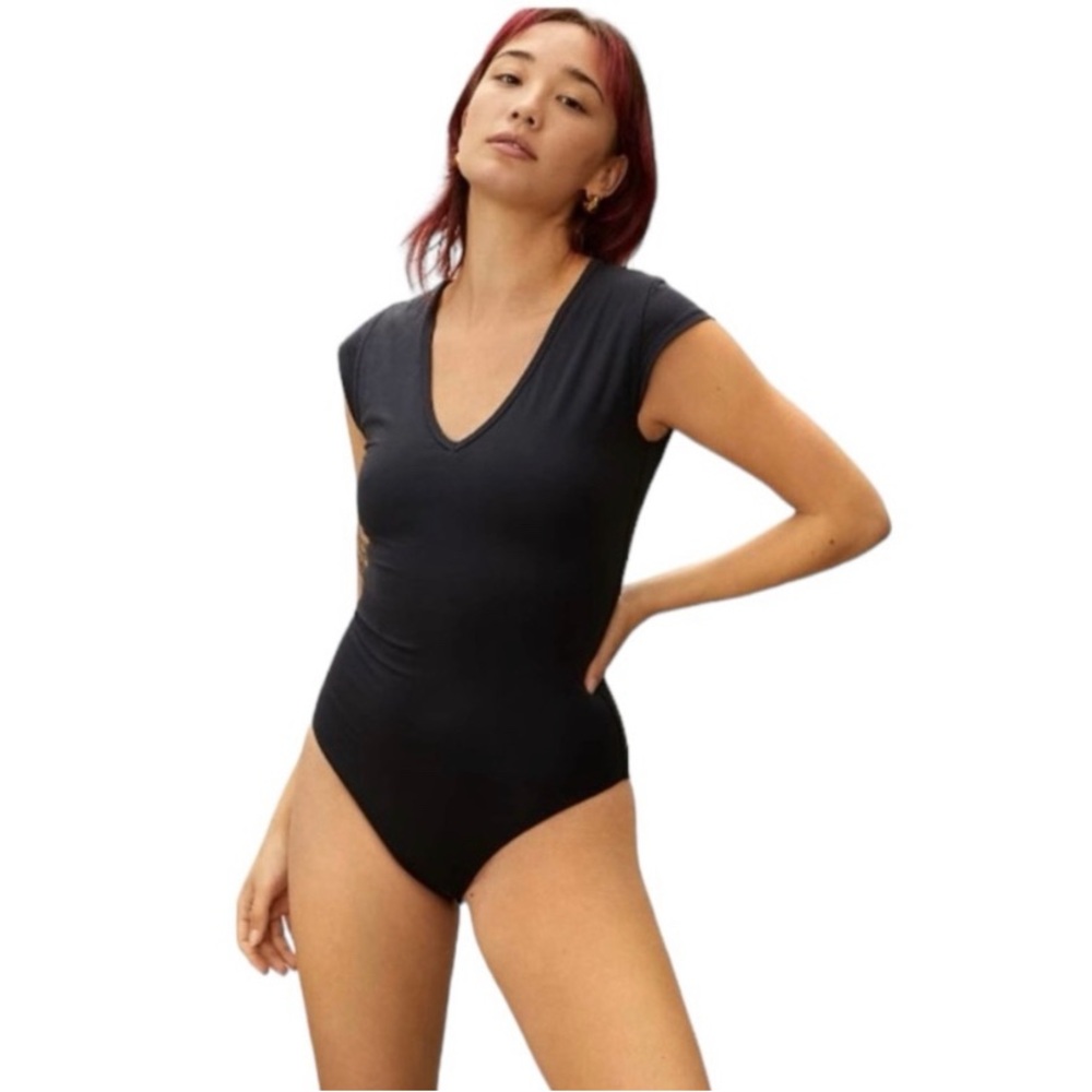 Everlane The V-Neck Ballet Bodysuit black size M